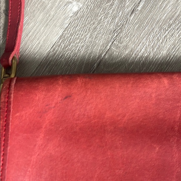 Vintage Coach Red Leather City Shoulder Bag - Picture 3 of 9